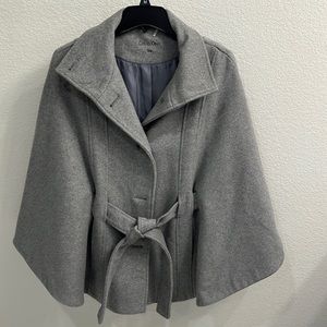 Like New! Calvin Klein capelet jacket. S/M